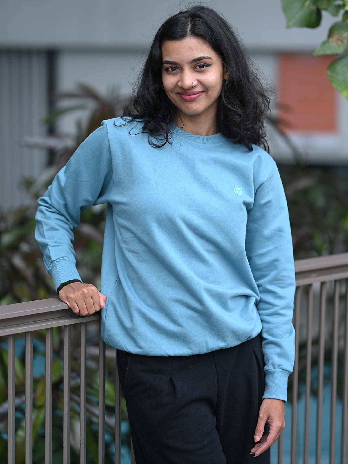 Ice Blue: Oversized Sweatshirt