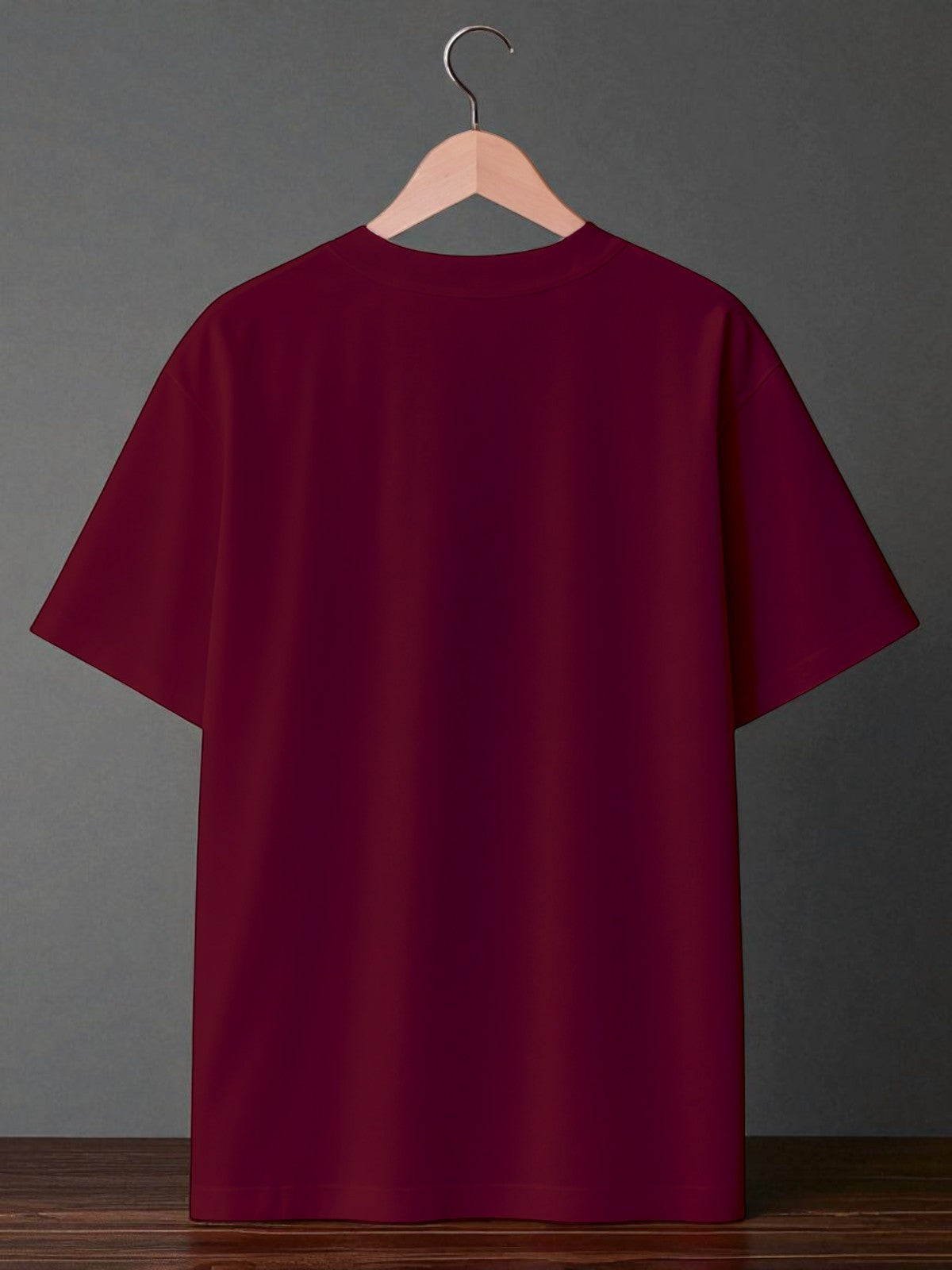 Music mood: Boxy Fit Graphic Tee Maroon