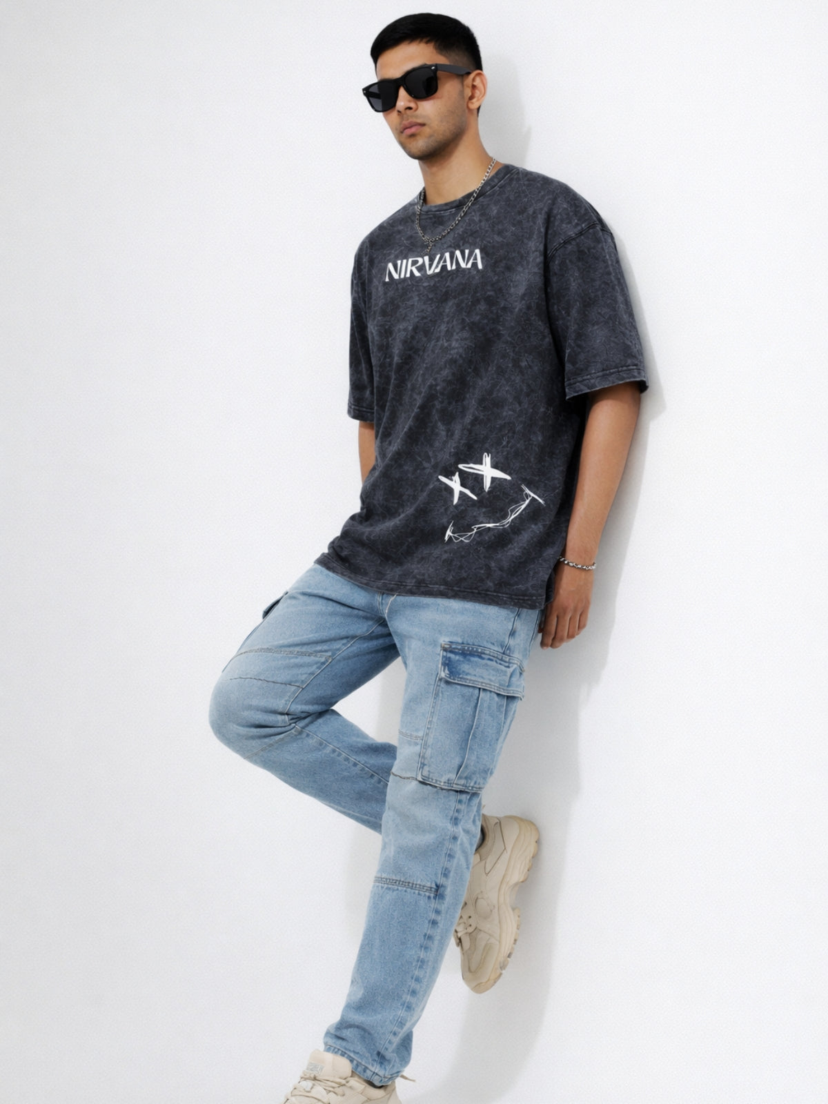 Nirvana: Wings of Noise | Smoked Black Tee
